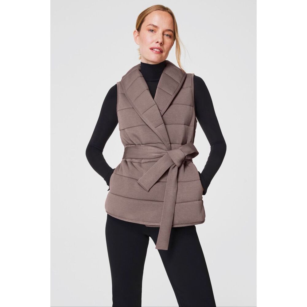 Spanx Puffssentials Vest Smoke Size 1X